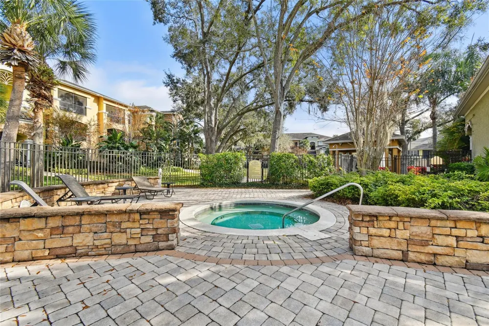 10203 COURTNEY PALMS BOULEVARD #103 Tampa, FL 33619
