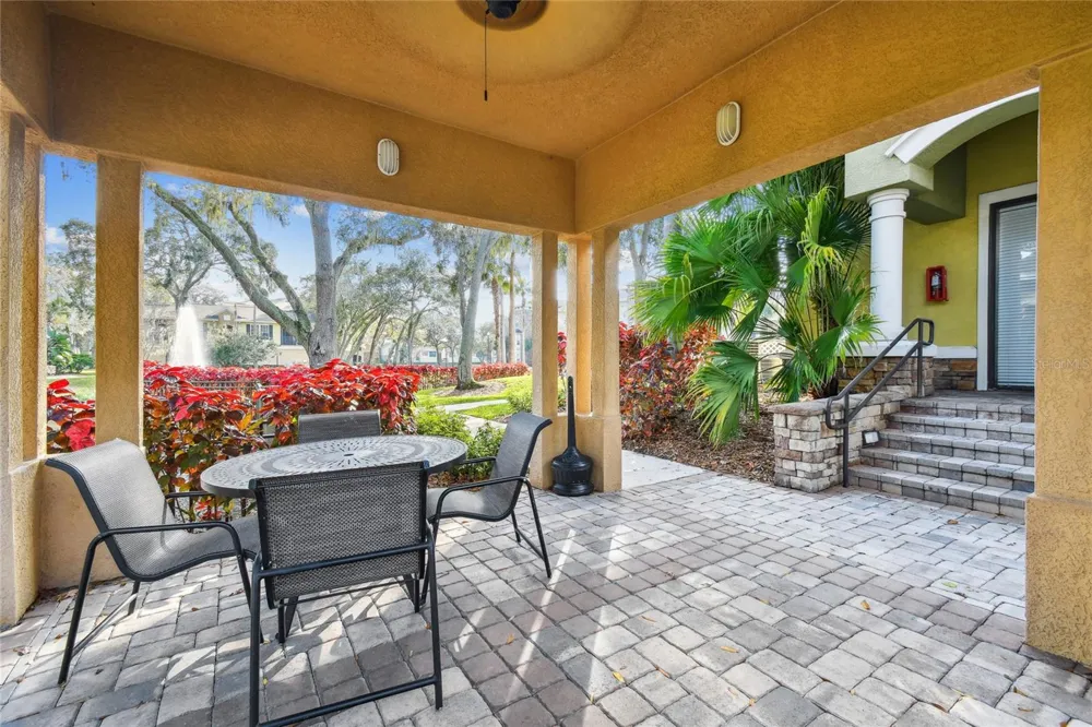 10203 COURTNEY PALMS BOULEVARD #103 Tampa, FL 33619