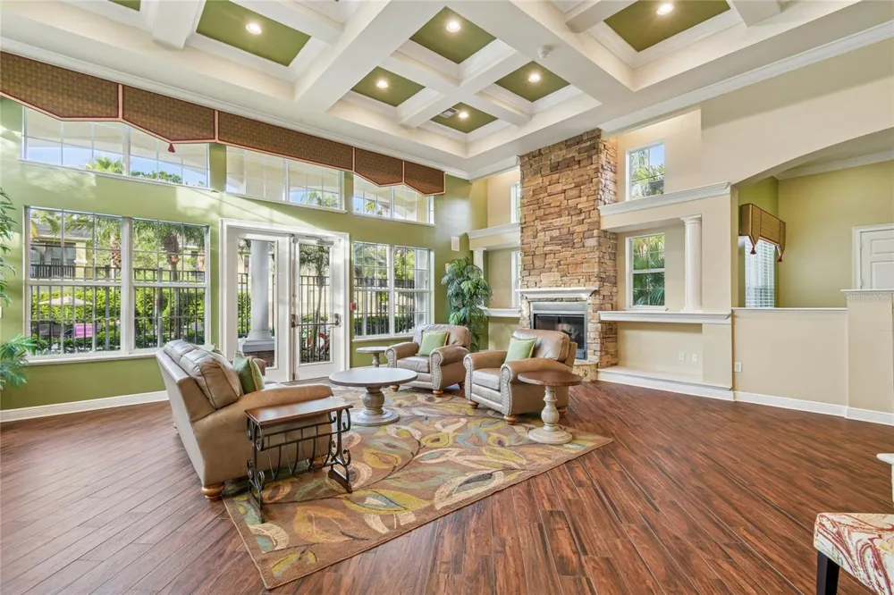 10203 COURTNEY PALMS BOULEVARD #103 Tampa, FL 33619