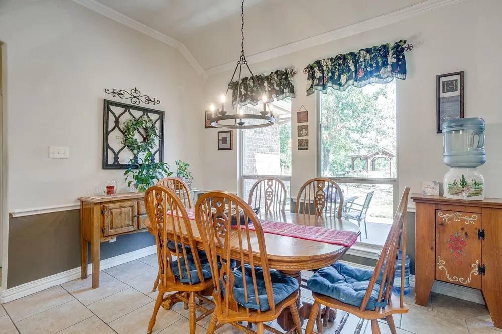 205 Niki Road Paradise, TX 76073