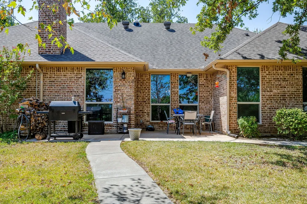 205 Niki Road Paradise, TX 76073