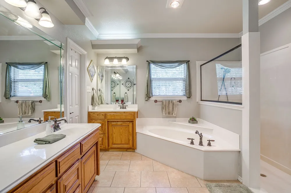 205 Niki Road Paradise, TX 76073