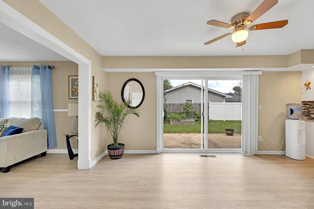 2 HARRINGTON CIRCLE Willingboro, NJ 08046