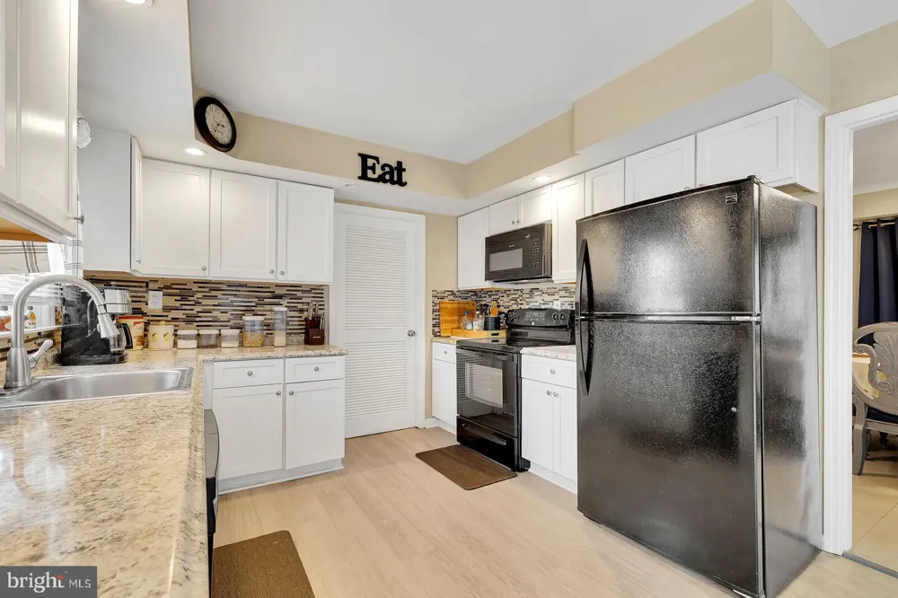 2 HARRINGTON CIRCLE Willingboro, NJ 08046