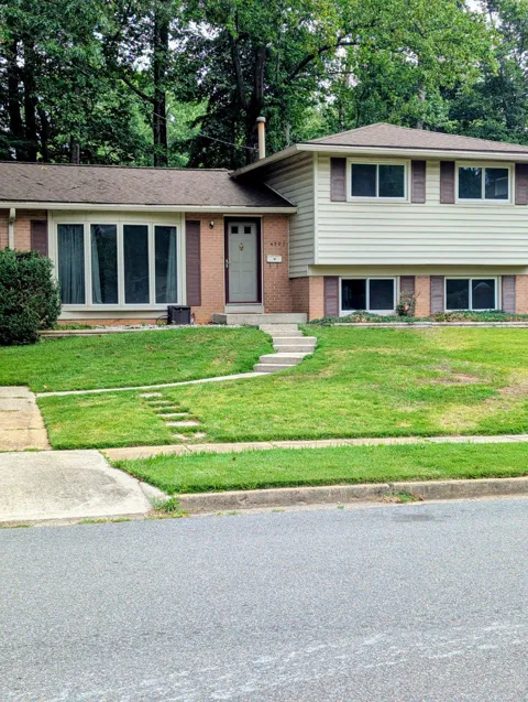 4507 WEYBURN DRIVE