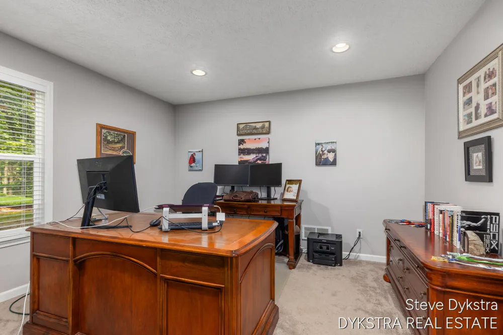 6200 Back Forty Drive NE Belmont, MI 49306