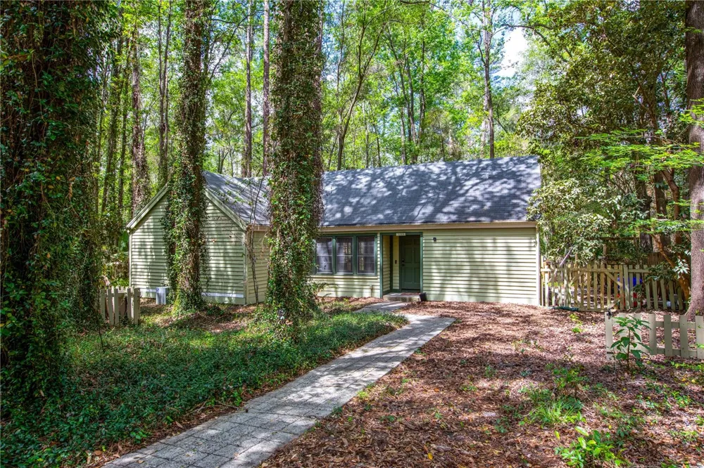 5208 SW 86TH TERRACE Gainesville, FL 32608