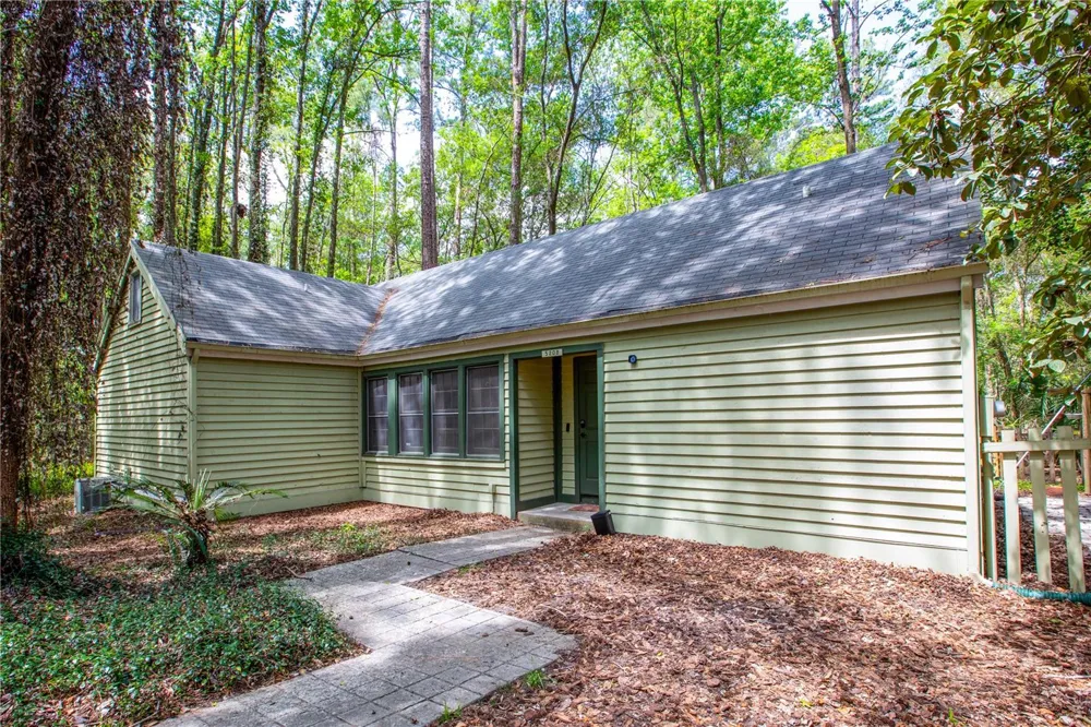 5208 SW 86TH TERRACE Gainesville, FL 32608