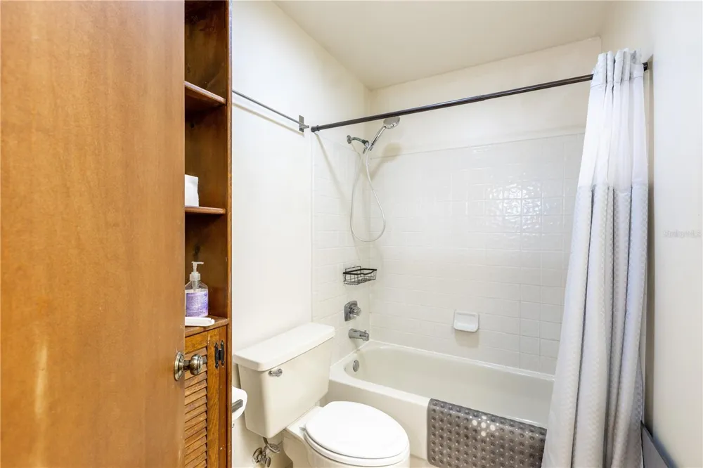 5208 SW 86TH TERRACE Gainesville, FL 32608