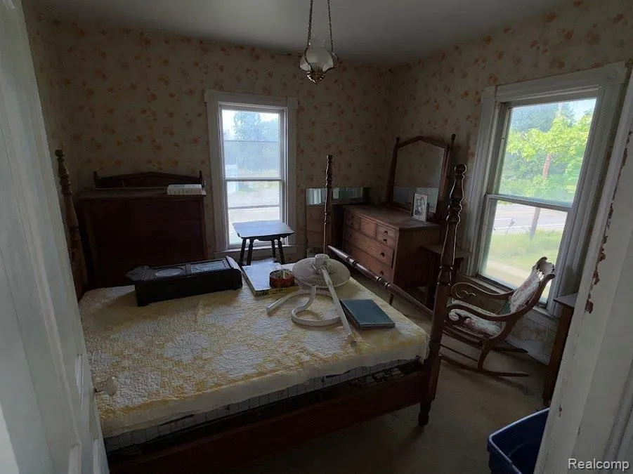 16649 Dixie Highway Groveland Township, MI 48350