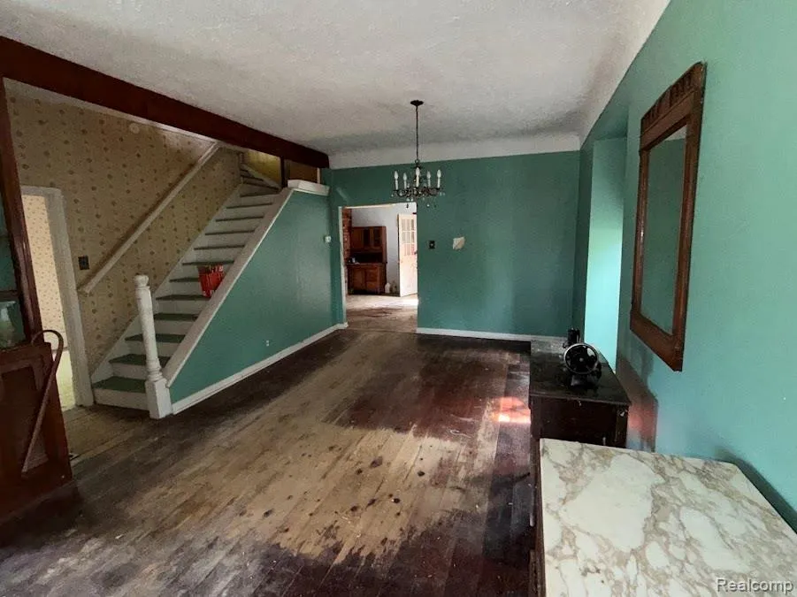 16649 Dixie Highway Groveland Township, MI 48350