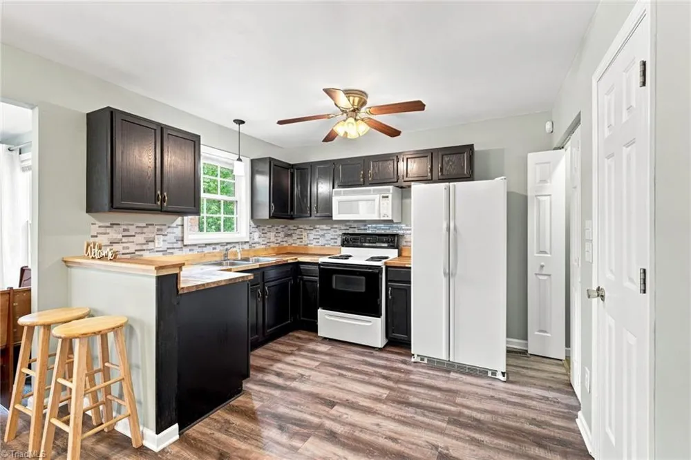144 Friar Tuck Terrace Lexington, NC 27292