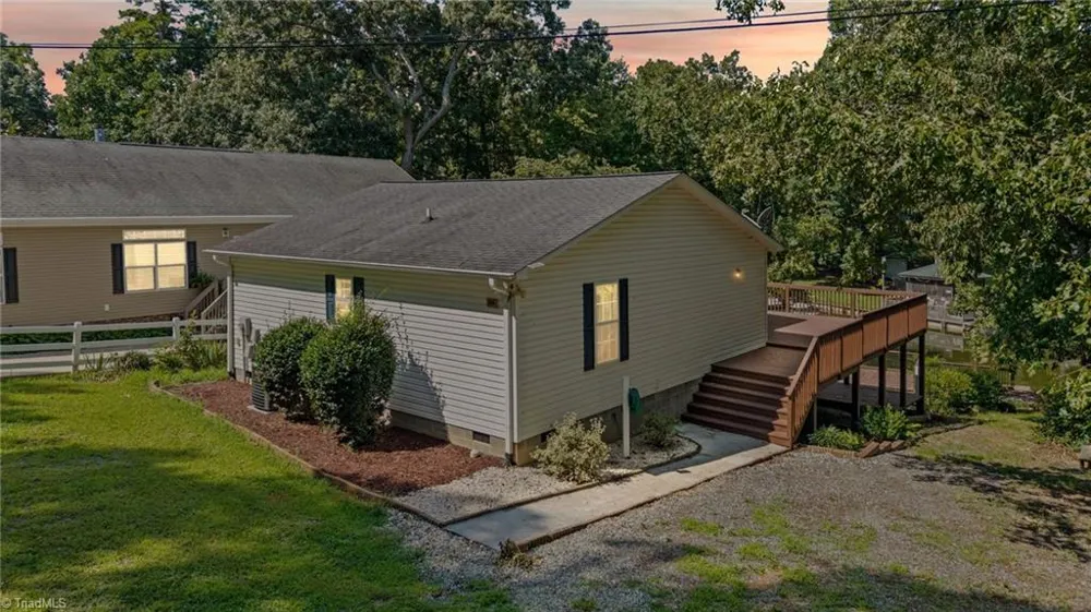 144 Friar Tuck Terrace Lexington, NC 27292