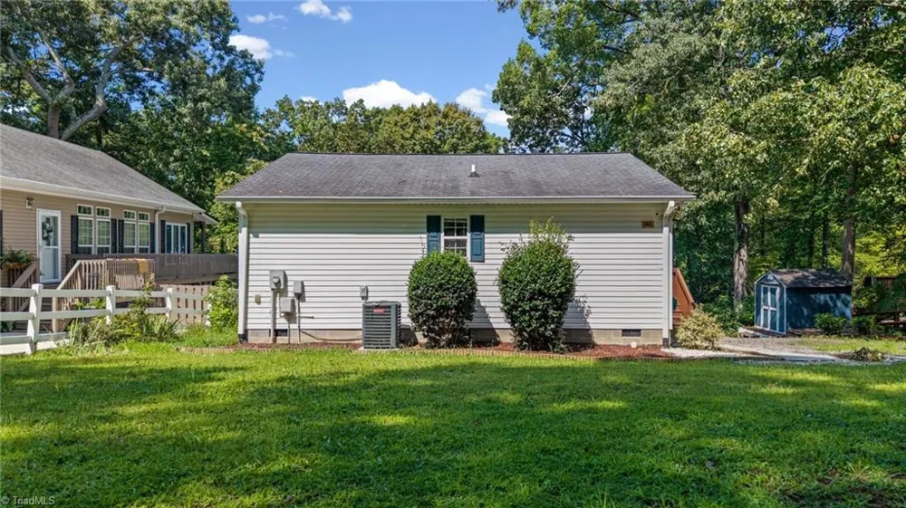 144 Friar Tuck Terrace Lexington, NC 27292