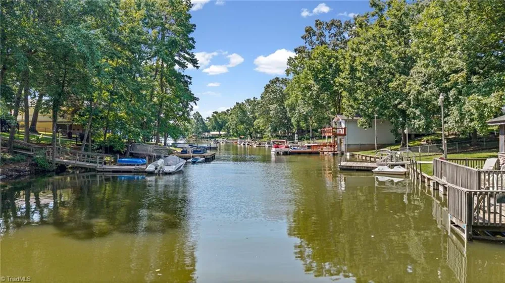 144 Friar Tuck Terrace Lexington, NC 27292