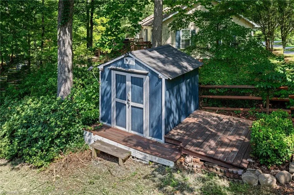 144 Friar Tuck Terrace Lexington, NC 27292