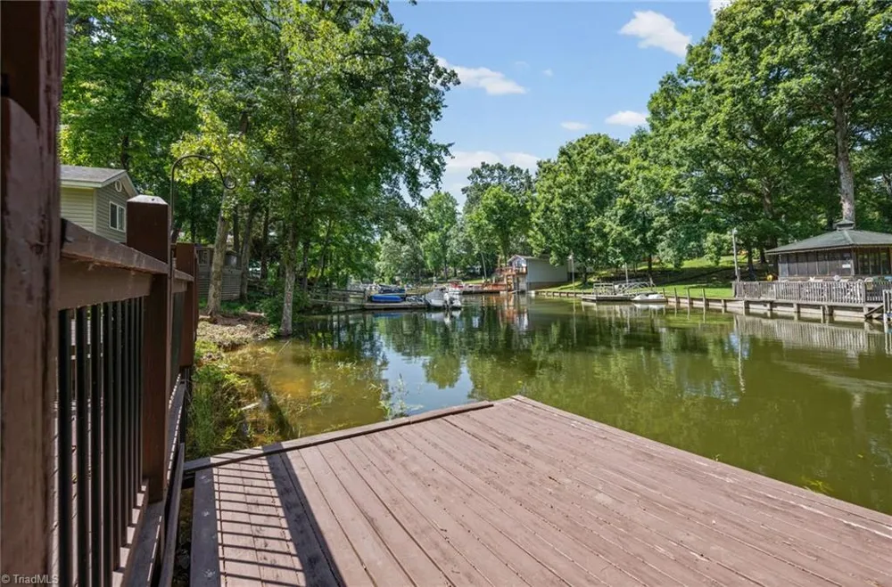 144 Friar Tuck Terrace Lexington, NC 27292