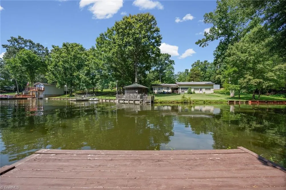 144 Friar Tuck Terrace Lexington, NC 27292