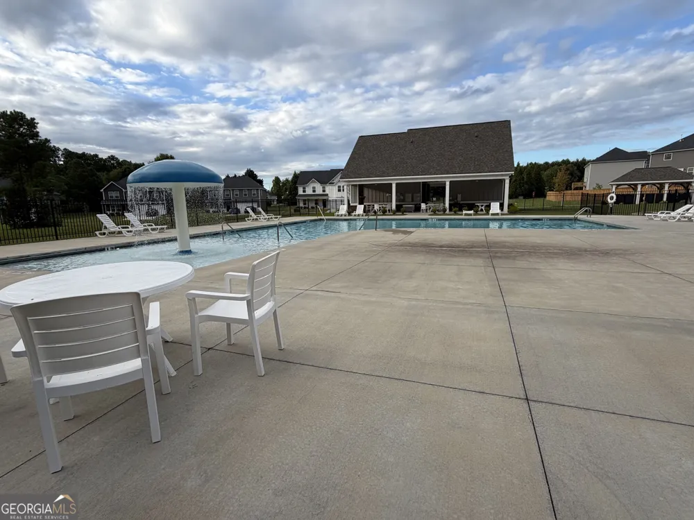 230 River Meadow DR LaGrange, GA 30241