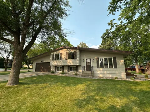 801 Sunrise Boulevard