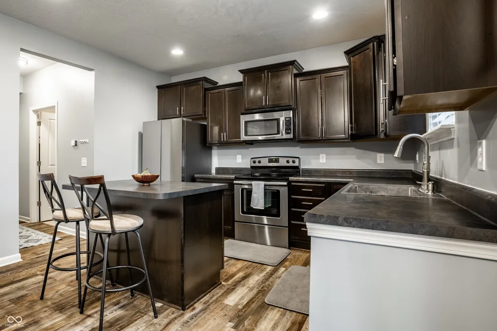 12714 Cold Stream Road Noblesville, IN 46060