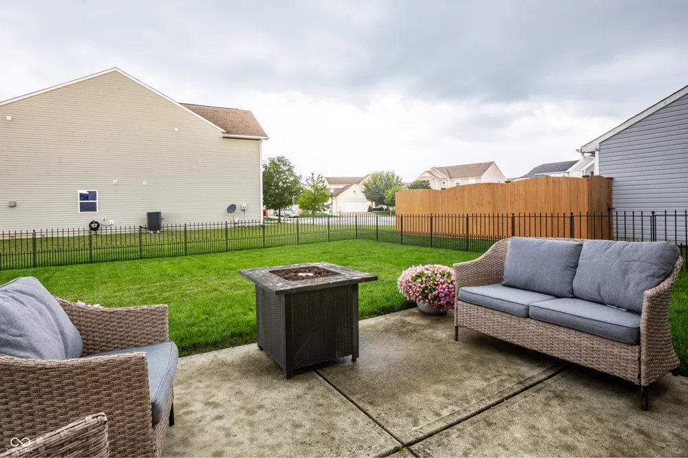 12714 Cold Stream Road Noblesville, IN 46060