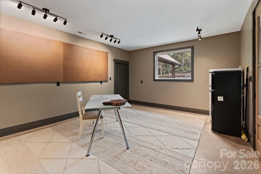 3135 Laurel Heights Drive ##2 Morganton, NC 28655