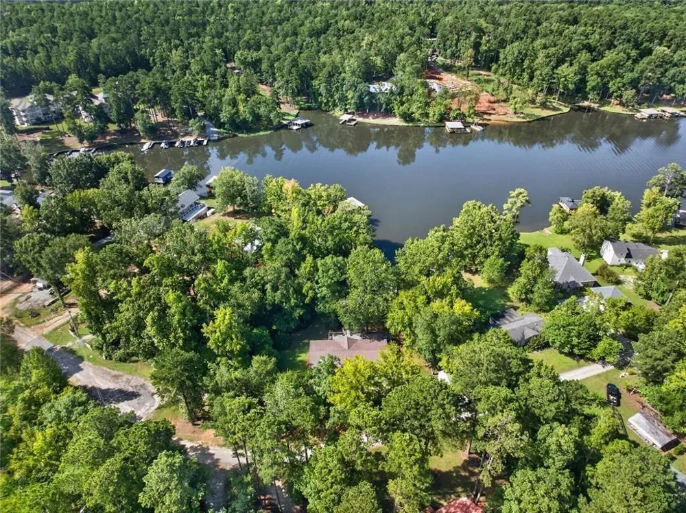 2107 Oconee Drive Sparta, GA 31087