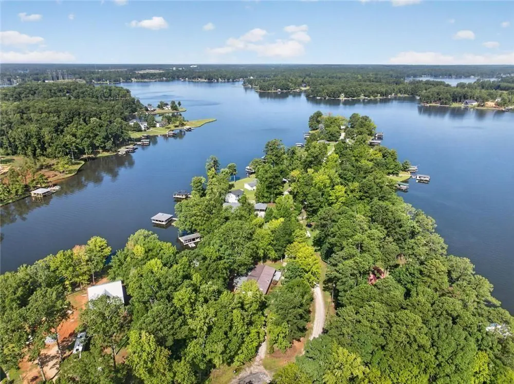 2107 Oconee Drive Sparta, GA 31087