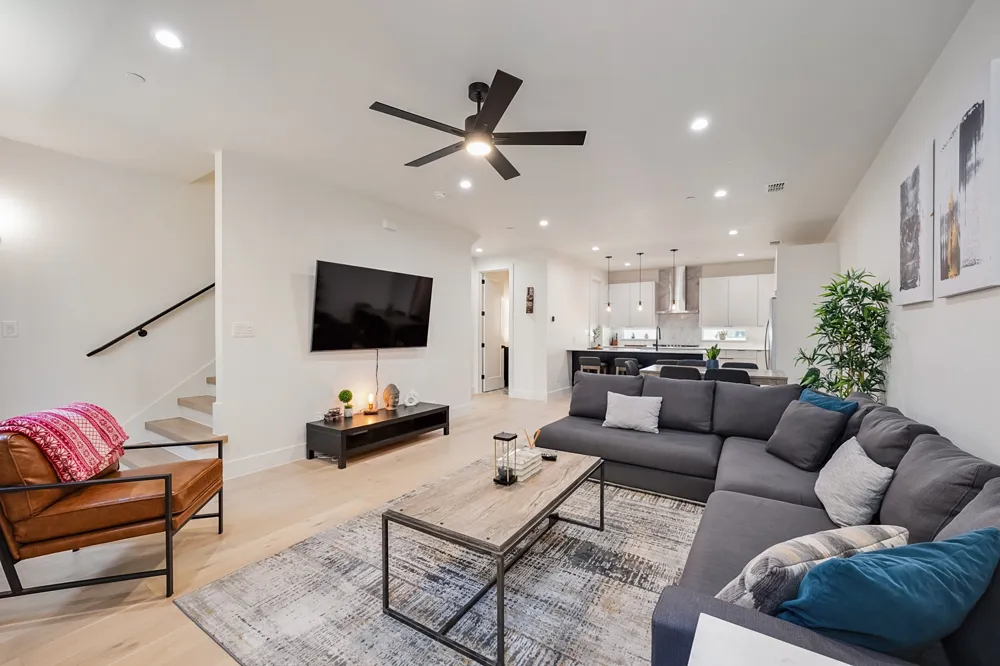 1141 Madison Avenue #105 Dallas, TX 75208