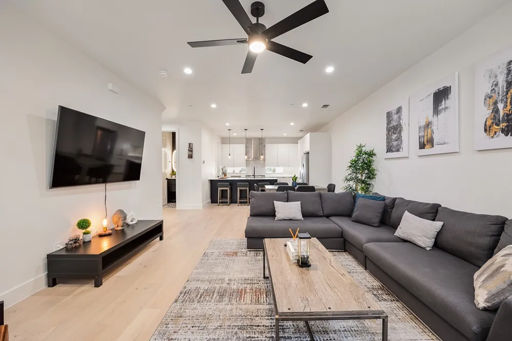 1141 Madison Avenue #105 Dallas, TX 75208