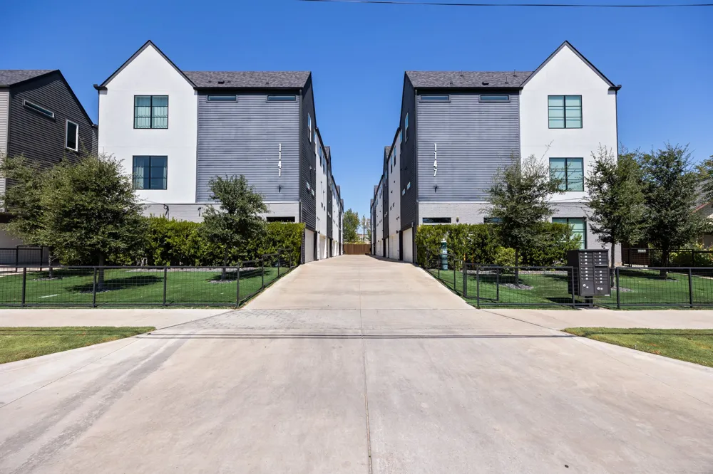 1141 Madison Avenue #105 Dallas, TX 75208