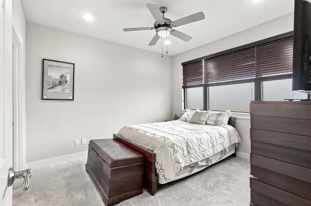 1114 S Adams Street Fort Worth, TX 76104