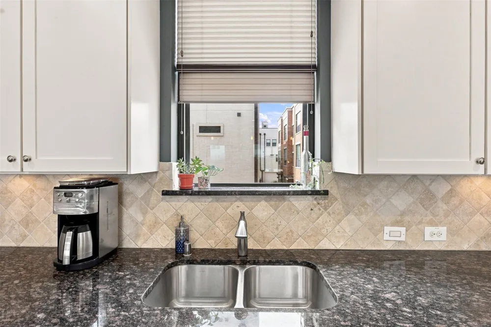 1114 S Adams Street Fort Worth, TX 76104