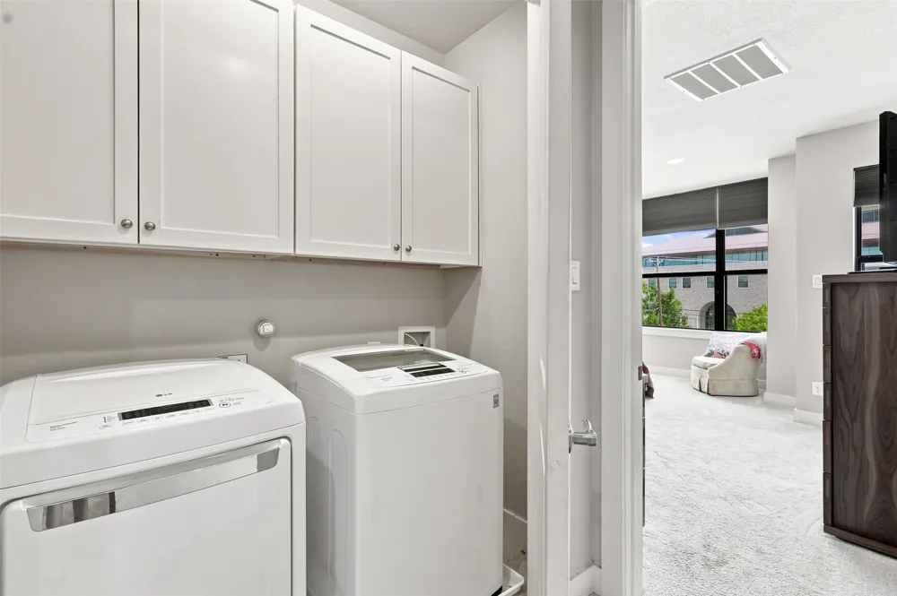 1114 S Adams Street Fort Worth, TX 76104