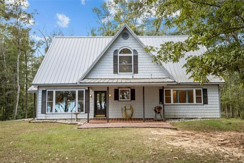 2846 Palo Gaucho Crossing Hemphill, TX 75948