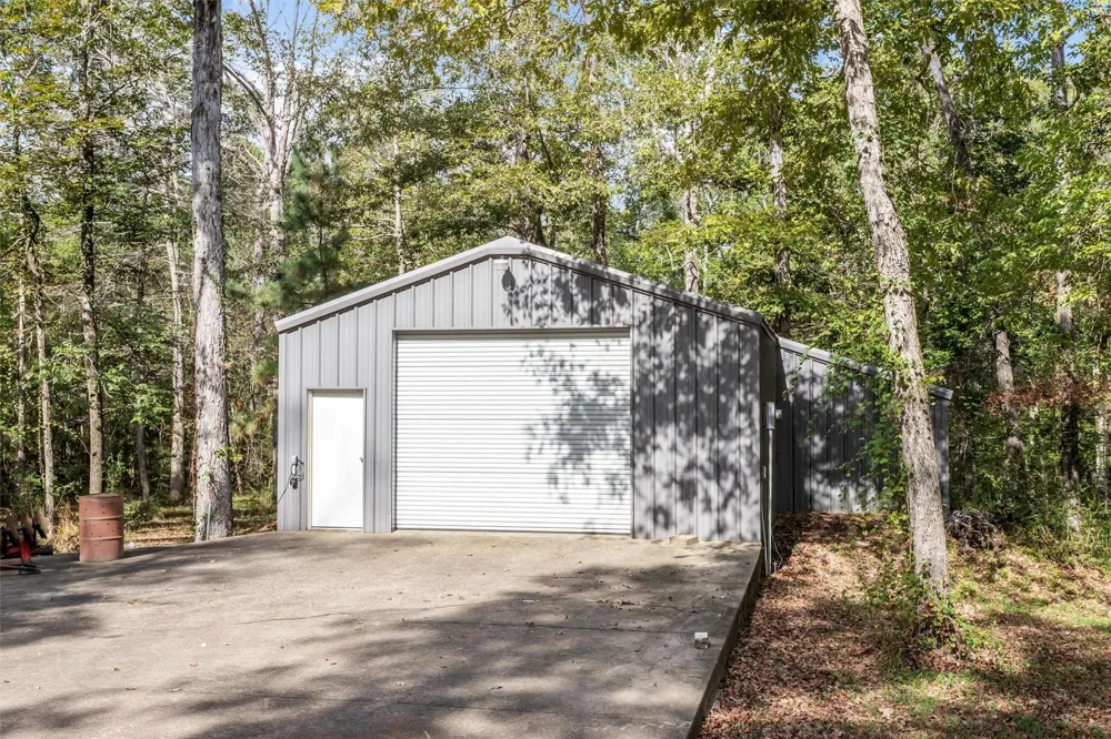 2846 Palo Gaucho Crossing Hemphill, TX 75948