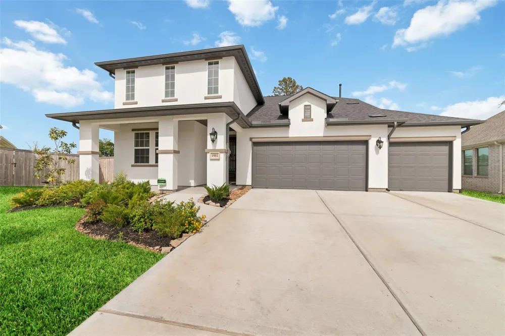 1911 Hickory Grove Lane Tomball, TX 77375