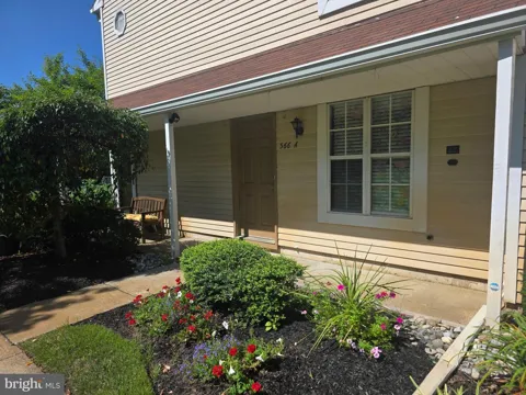 366 DELANCEY PLACE