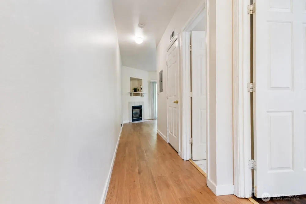 31900 104th Avenue SE #E105 Auburn, WA 98092