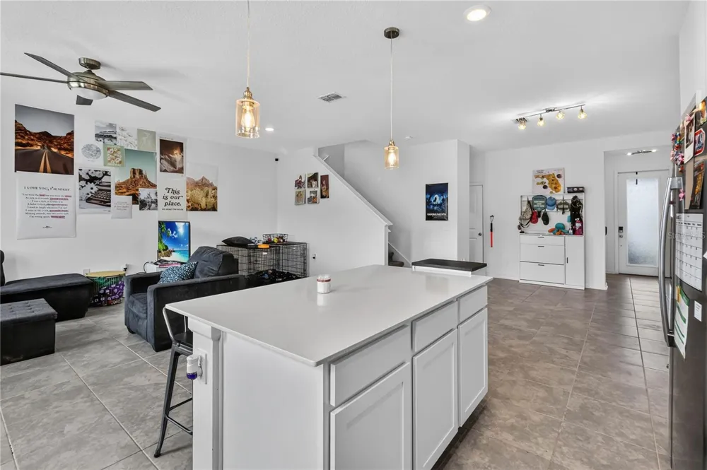 299 NINE IRON DRIVE Davenport, FL 33896