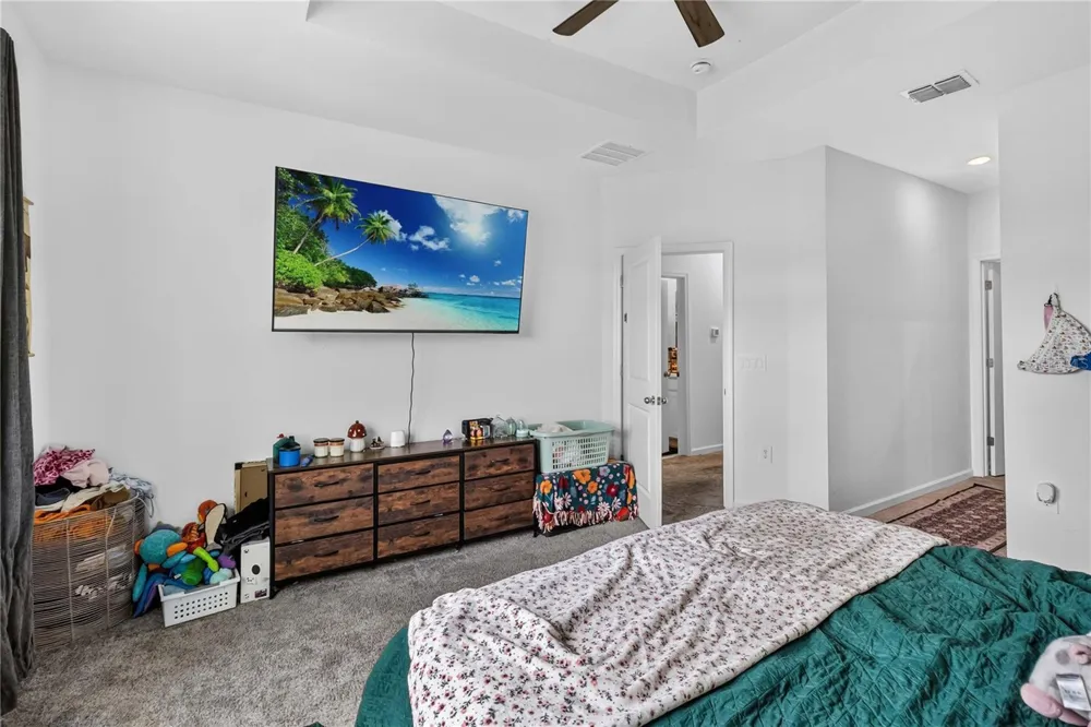299 NINE IRON DRIVE Davenport, FL 33896