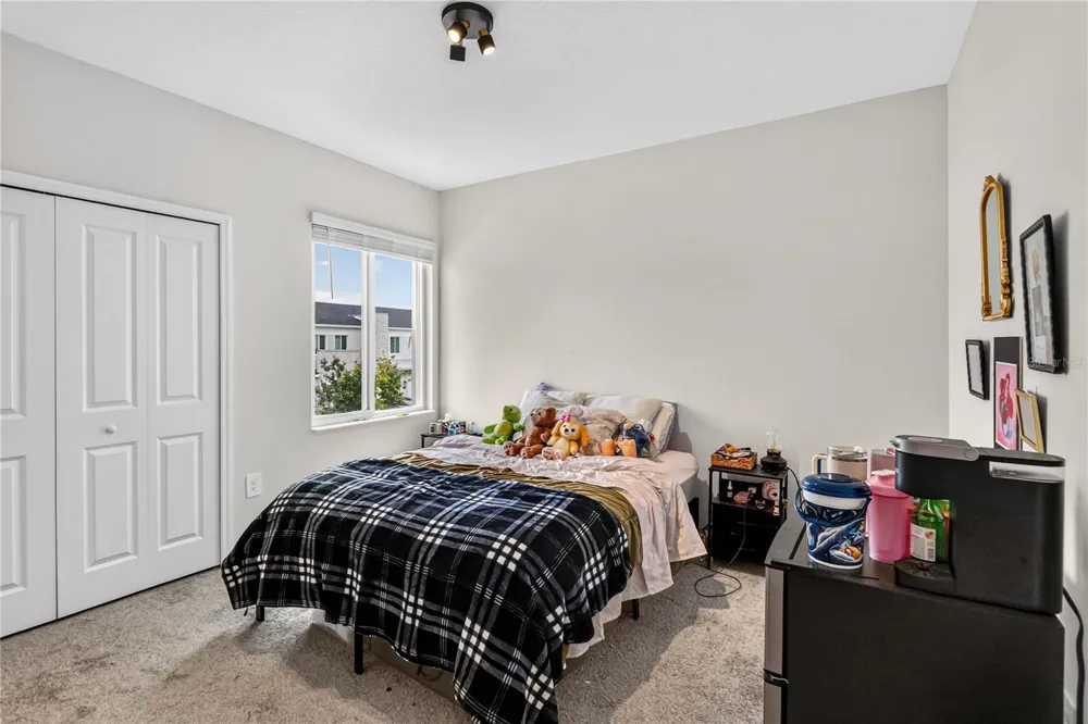 299 NINE IRON DRIVE Davenport, FL 33896