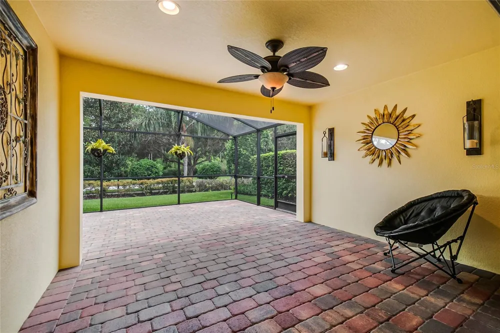11951 FIORE DRIVE Orlando, FL 32827