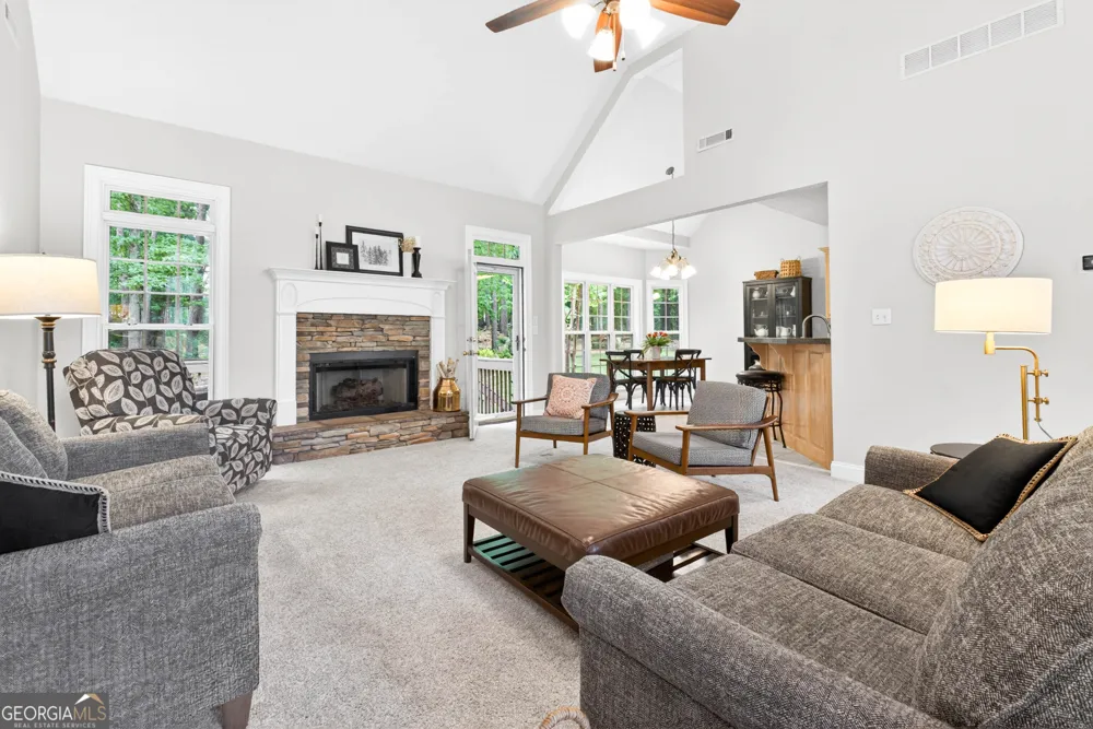 245 Ryans CT Sharpsburg, GA 30277