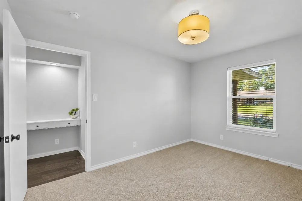 8809 Liptonshire Drive Dallas, TX 75238