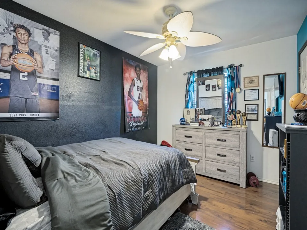 1413 Mockingbird Lane DeSoto, TX 75115