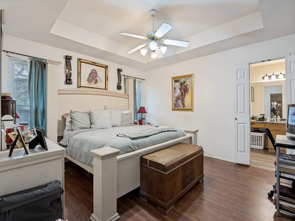 1413 Mockingbird Lane DeSoto, TX 75115
