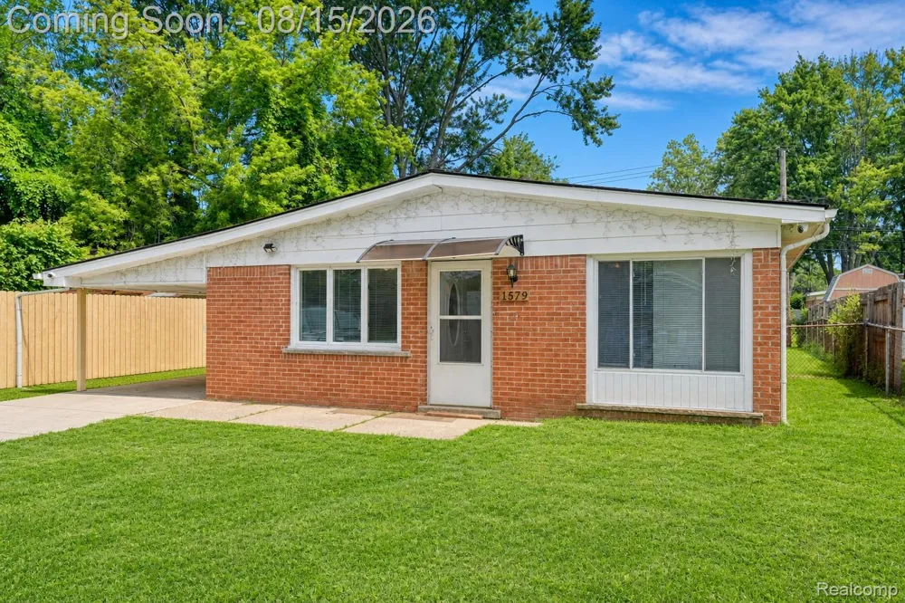 1579 Dulong Avenue Madison Heights City, MI 48071