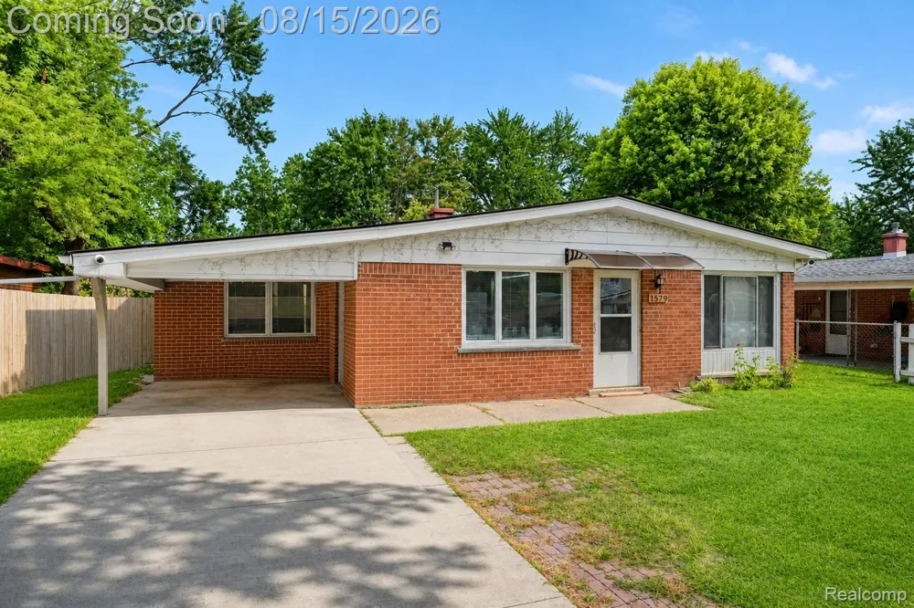 1579 Dulong Avenue Madison Heights City, MI 48071